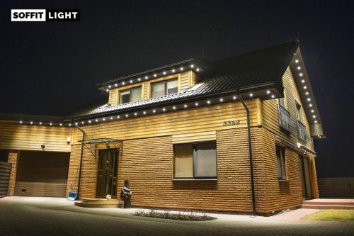 Soffit_1W_30cm_gaps_1